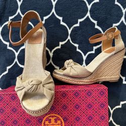 Tory Burch Espadrille Wedge Gold Wash/Natural Size 9