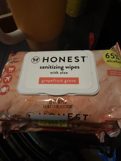 Honest Sanitizing Wipes 