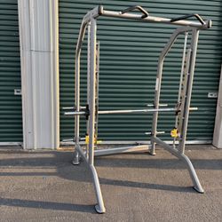 Paramount smith machine 