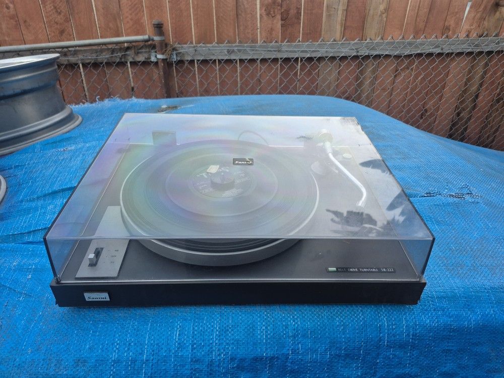 Vintage Sansui Record Player