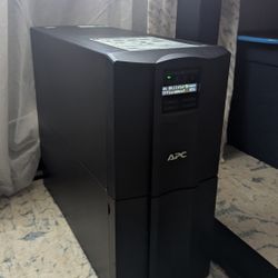 APC Smart-UPS 2200VA SMT-2200C (latest model)