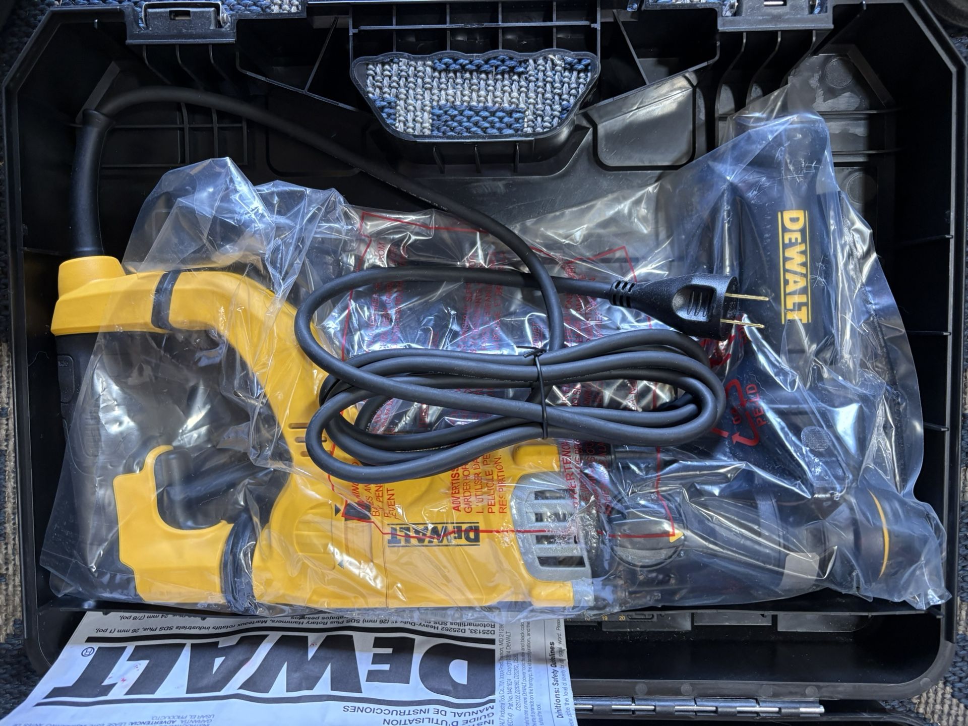 Dewalt Rotary/ Chipping Hammer