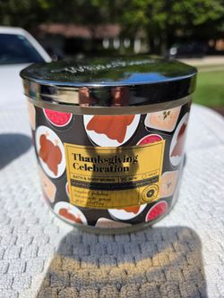 Thanksgiving Celebration 3 wick Bath & Body Candle, new