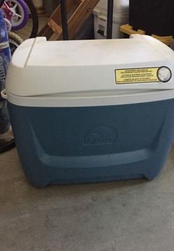 Igloo cooler