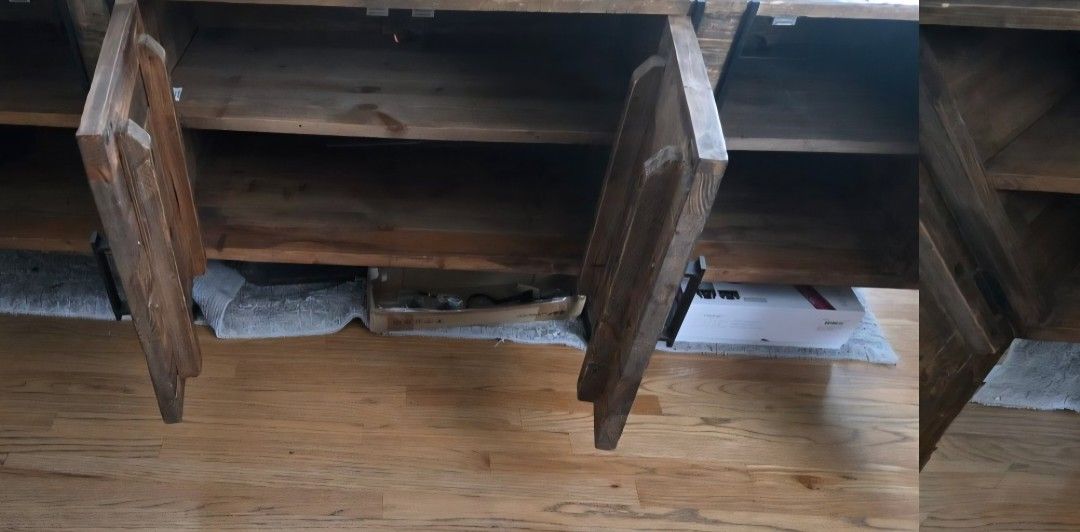 TV Console Solid Rustic Look 75' x 20'