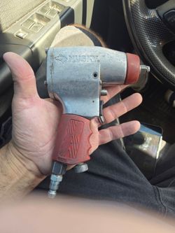 Husky 3/8" Pneumatic Impact Mod. H4030 (75 lbs. torque)