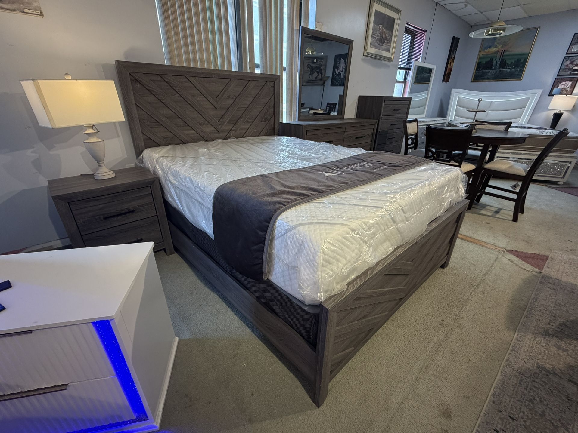 Black Friday Sale! Bedroom Set Only $898!!! Easy No Credit Finance Available!!