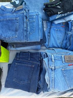 Levi men’s jeans