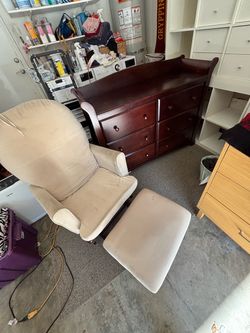 Baby changing table + dresser and Glider Rocking Chair with Ottoman
