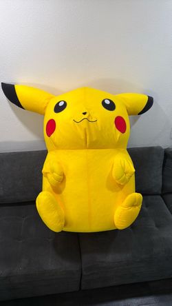 Giant Pikachu Plush – Pokémon – 4+ FT ⚡️💛