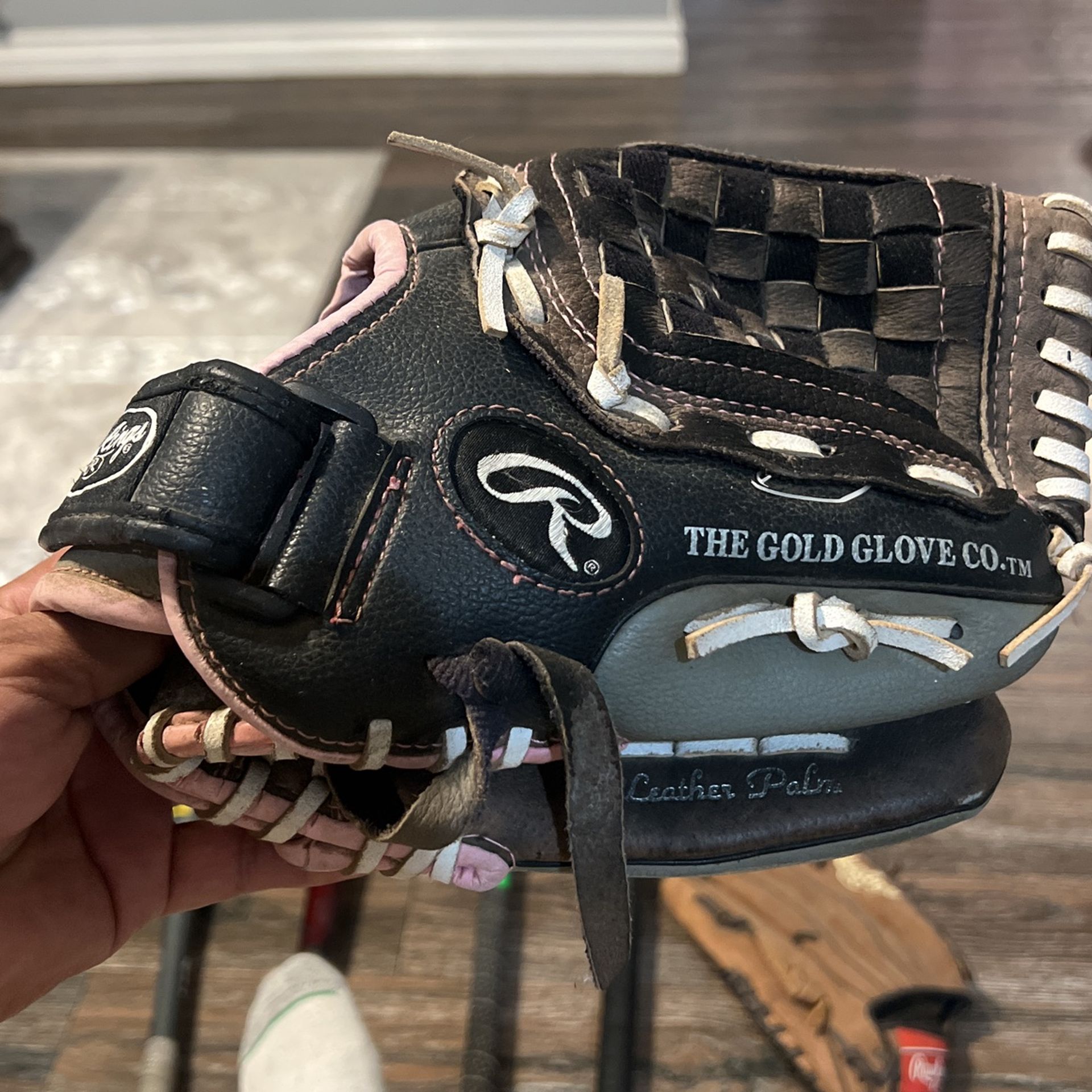 Rawlings Youth Girls Baseball Glove (Leather)