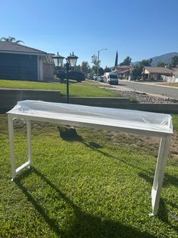Multi functional rolling table