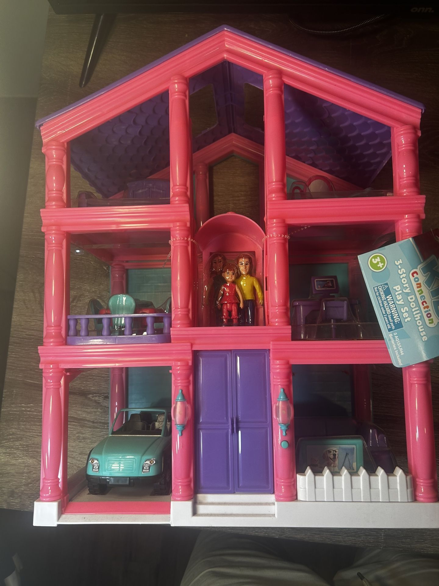 Brand New Furnished Doll House
