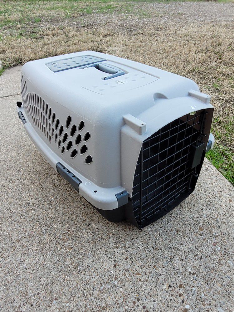 Dog & Cat Kennel (SMALL)