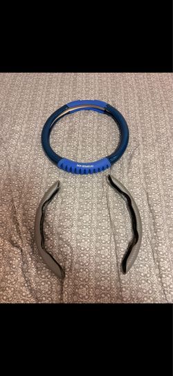Steering wheel cover