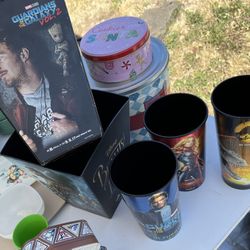 Popcorn collectible containers