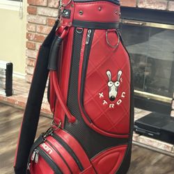 Women’s Leather Golf Bag. 
