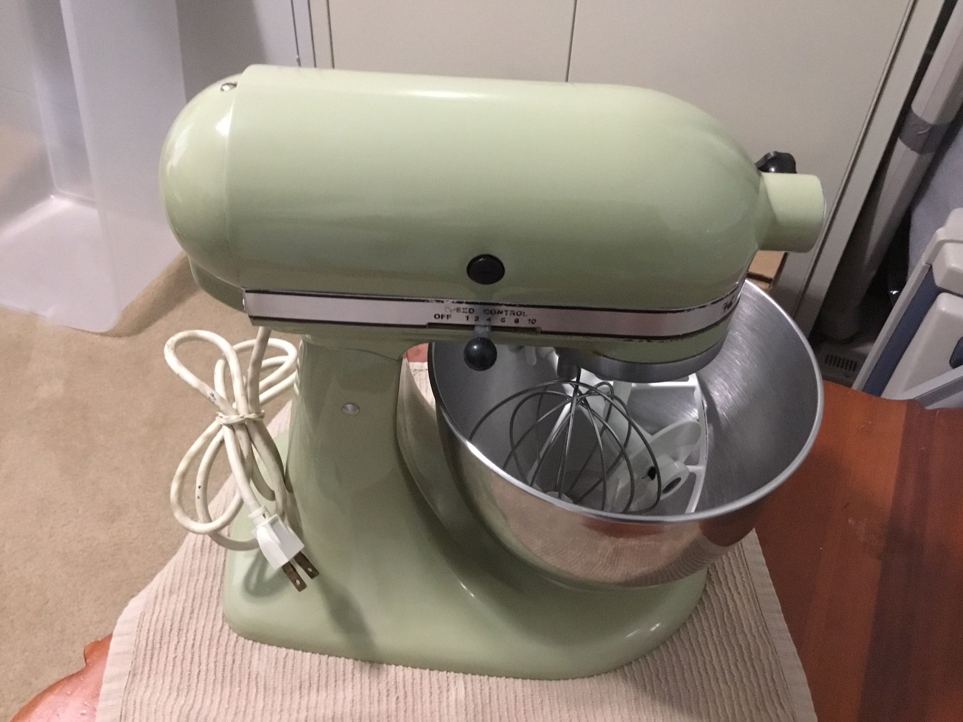KITCHENAID Vintage Mixer. Model K45. Basic Attachments SS Bowl. Some cosmetic wear, normal for age. Works Great! Reduced $65 NO SHIPPING