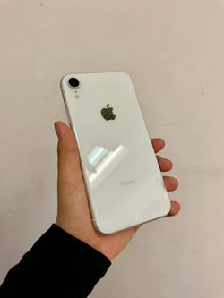 IPhone XR 64GB UNLOCKED✔️