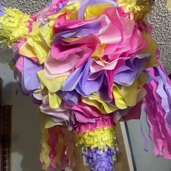 Hand Made Pinatas 🪅 