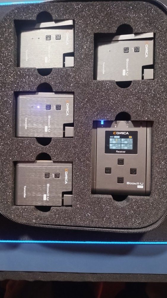 Wireless Microphone System 4 Transmitters 1 Receiver