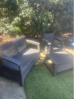 Free 2 sets with 2 center table