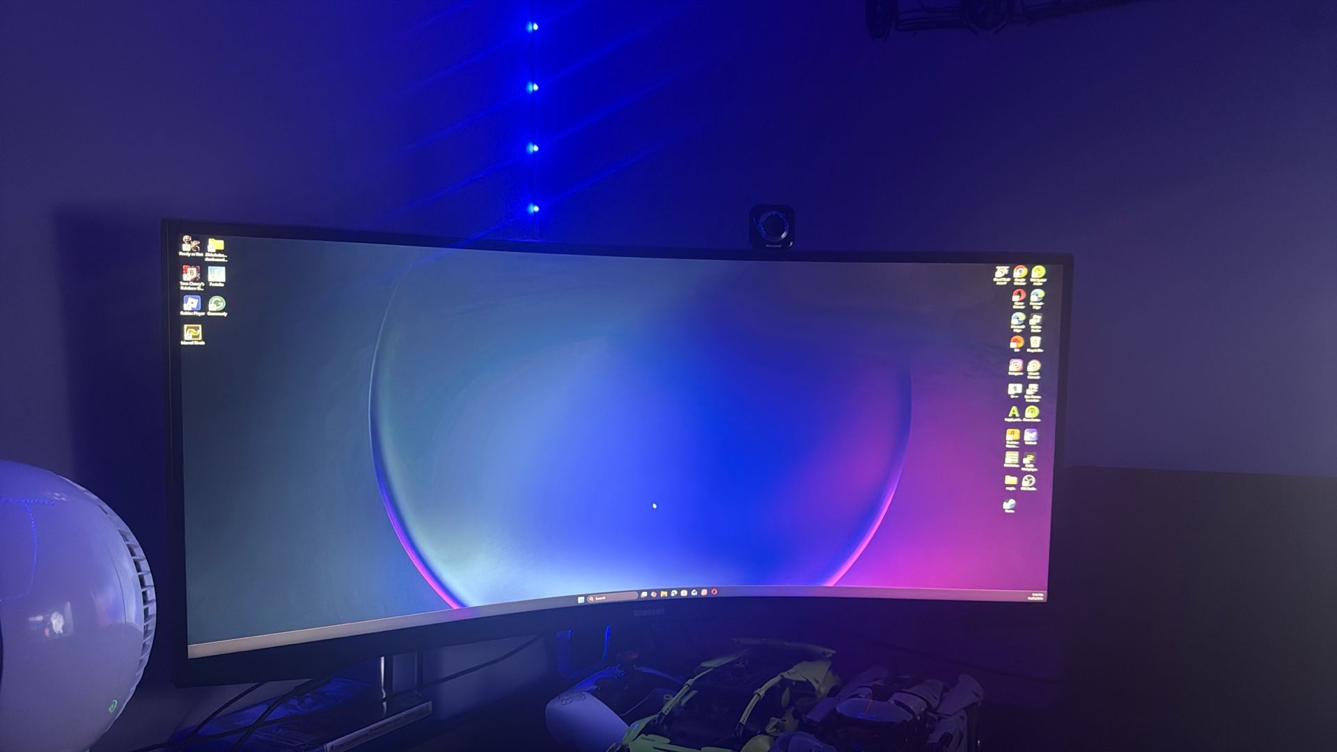 34 inches curved monitor 