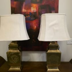 Frederick Cooper - Brass table lamps with pagoda-style design and etched Asian motifs by Frederick Cooper