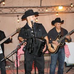  Acordeon, Bajo, Bajoquinto, Fiesta