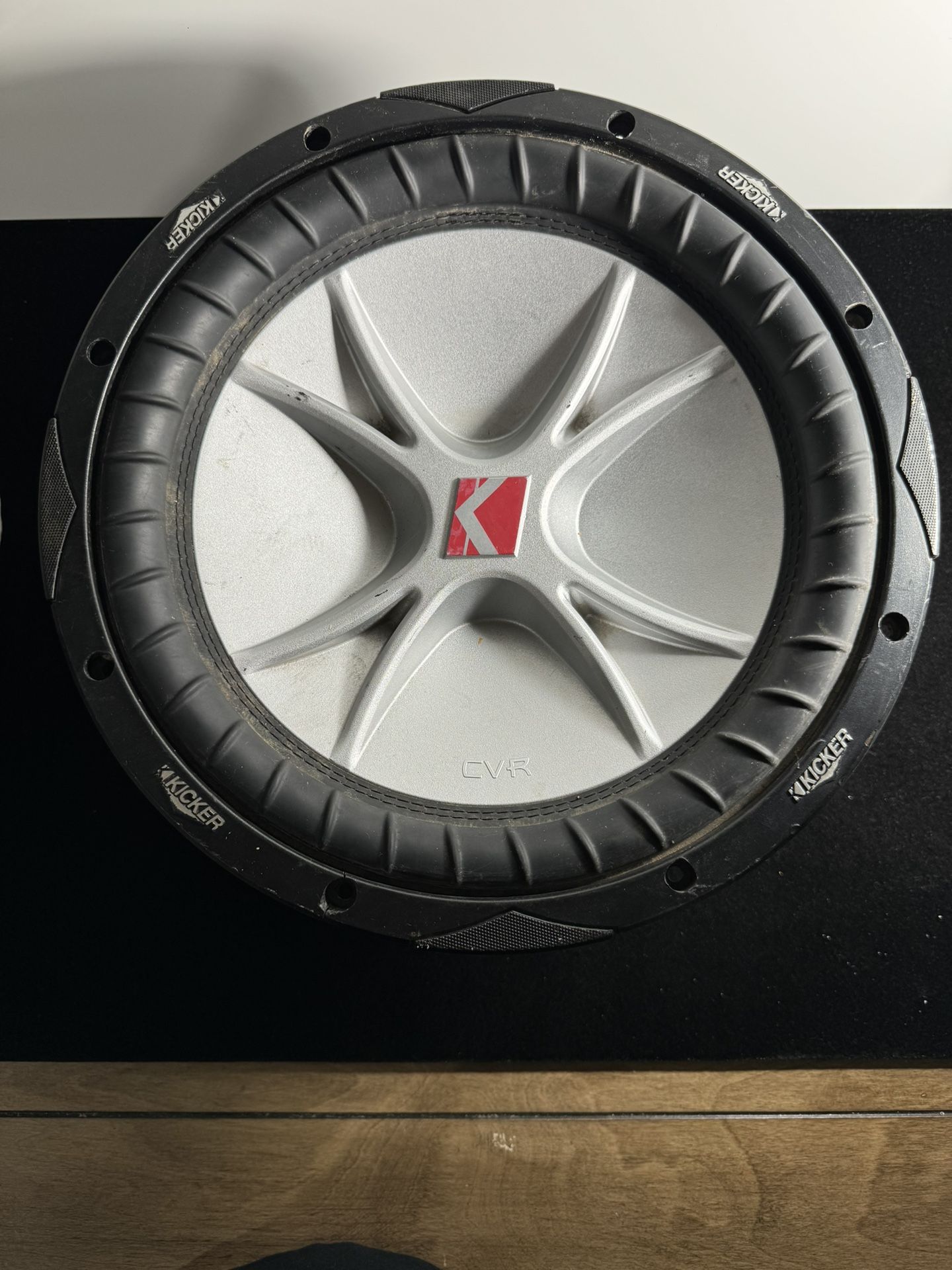 Kicker 07CVR104 12” It Hard
