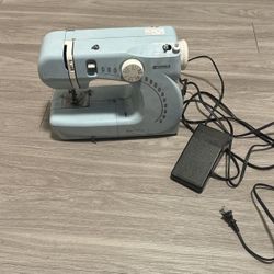 Kenmore Sewing Machine With Foot pedal
