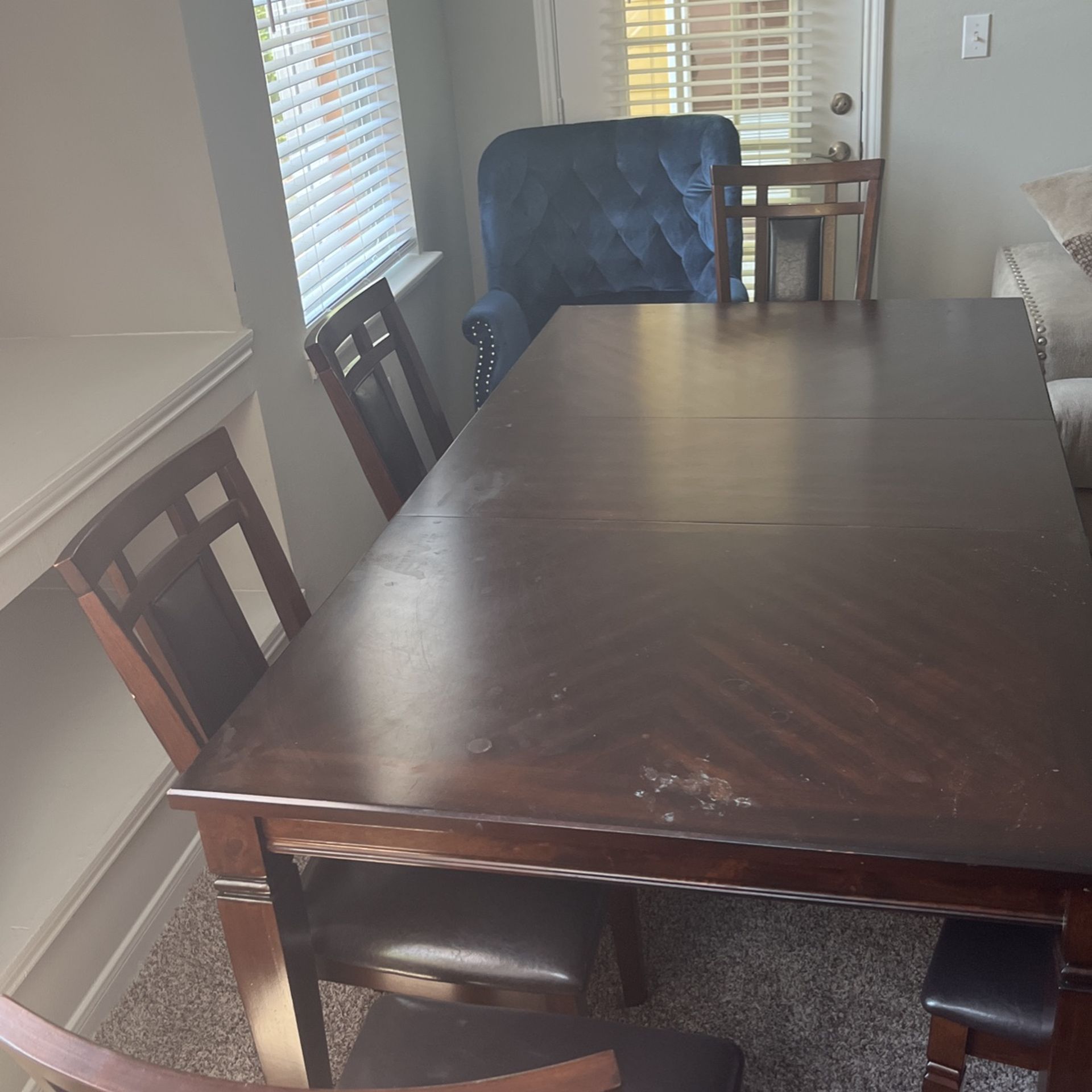 Dinning Room Table 