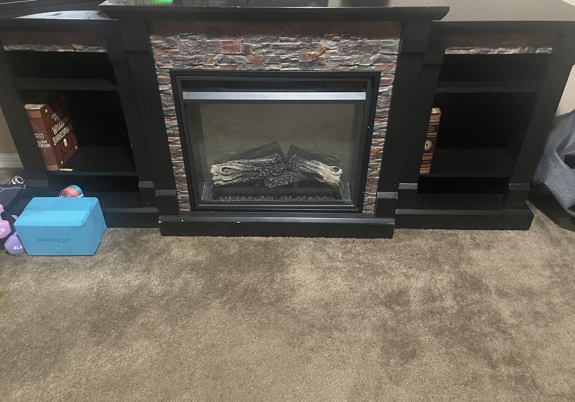 Black Fireplace Lightly Used Moving Need To Sell