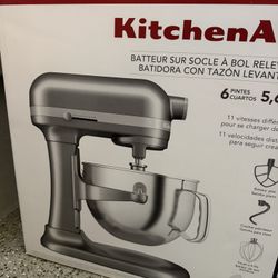 6 Qt Kitchen Aid Mixer