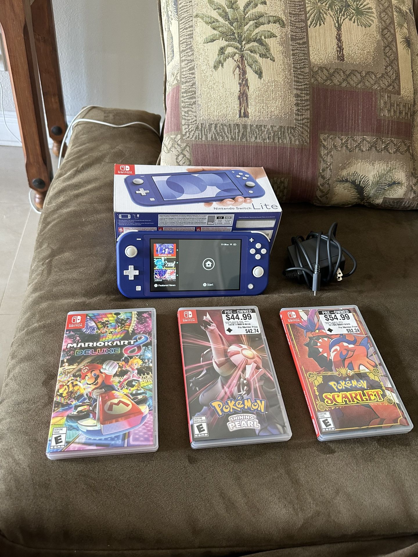 Nintendo Switch Lite Bundle