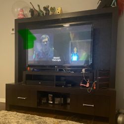 Entertainment Center W Tv