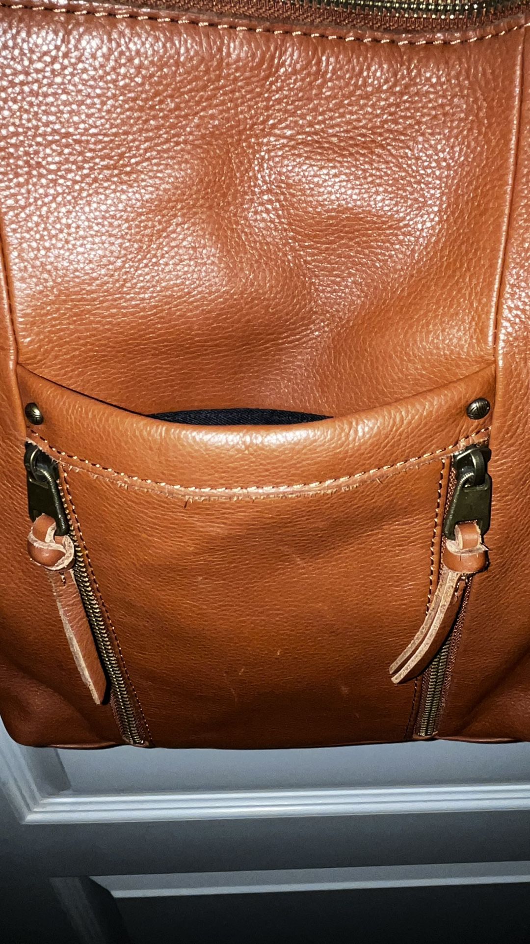 Fabulous Leather Sak Purse