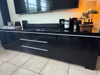 Black Gloss TV Stand / Media Console