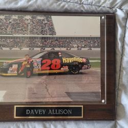 Davy Allison photo.