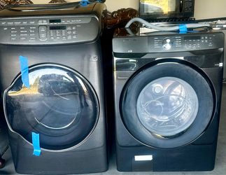 SAMSUNG WASHER / DRYER + top dryer