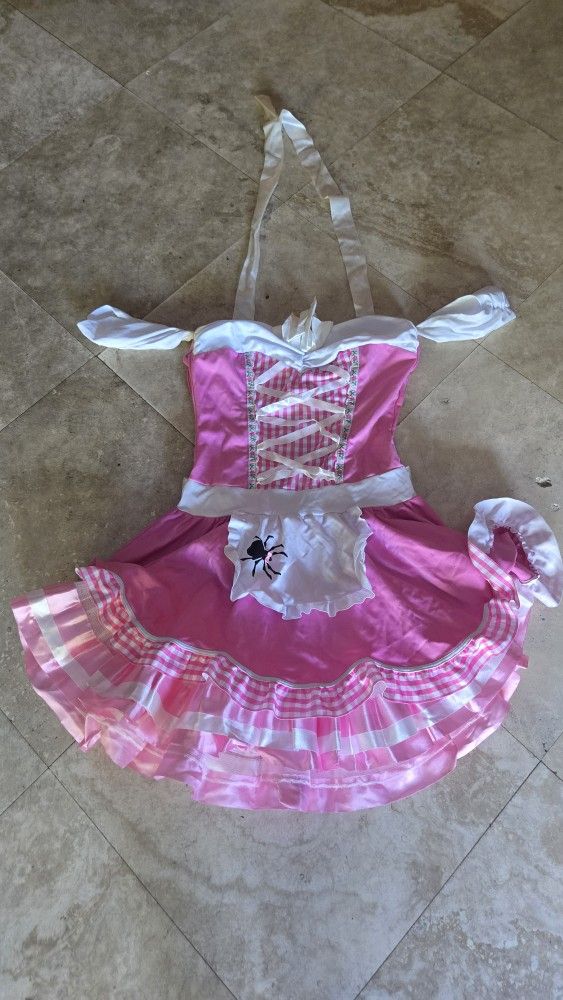 Size Medium - Little Ms. Muffett