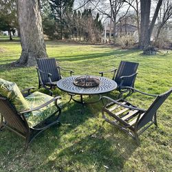 Cast Aluminum Firepit Set, 4ft Table With Firepit, 4 Bouncy Chairs With Thick Cushions, Great Condition, Delivery Available For Extra Cost