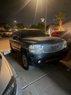 GMC Sierra Crew Cab Pickup Truck