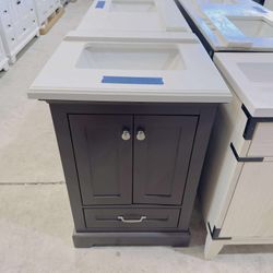 24 in Single Sink Bath Vanity in Espresso with Marble Top in White  $349 