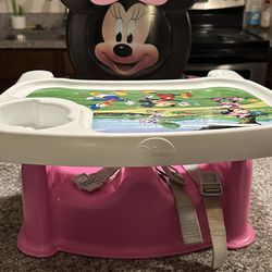 Infant / Toddler Boost Chair M!nn!e 