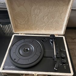 Crosley Cruiser Plus Record Player