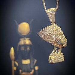 ✨ICED NEFERTITI PENDANT AND NECKLACE FOR SALE‼️✨