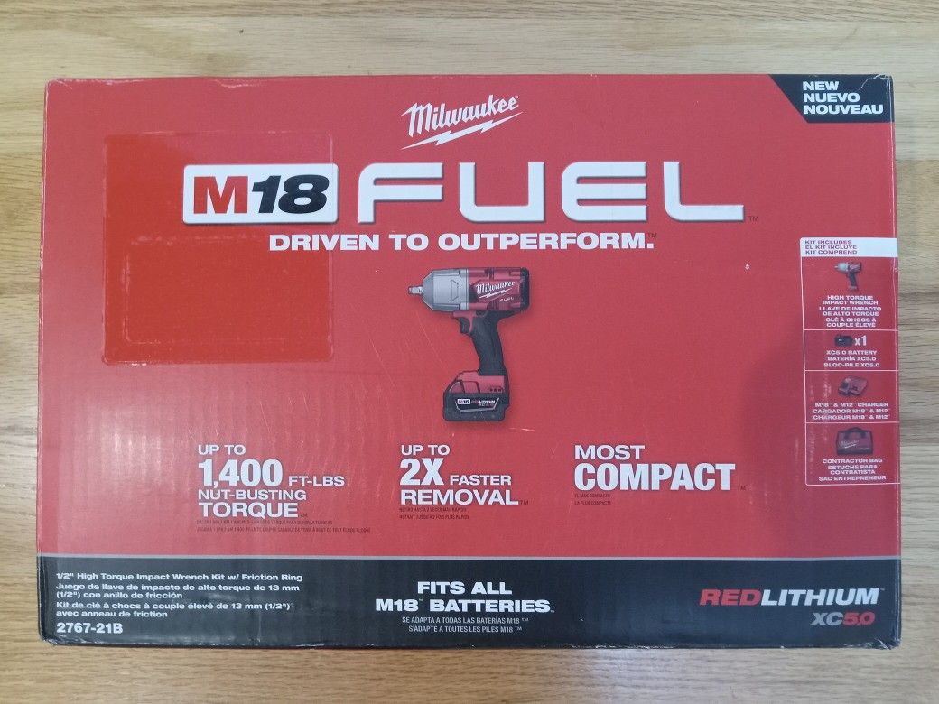 Milwaukee M18 Fuel 1/2" High Torque Impact Wrench Kit