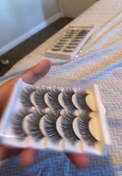 Eyelashes