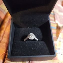 Kays 14 Karat Engagement Ring